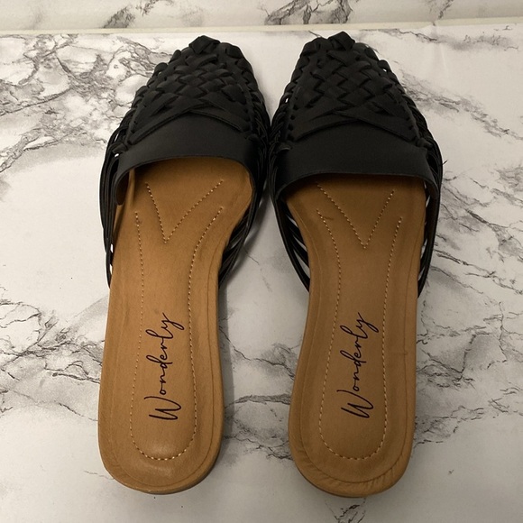 Wonderly Women Mules Closed Toe Size 6M - Picture 5 of 10